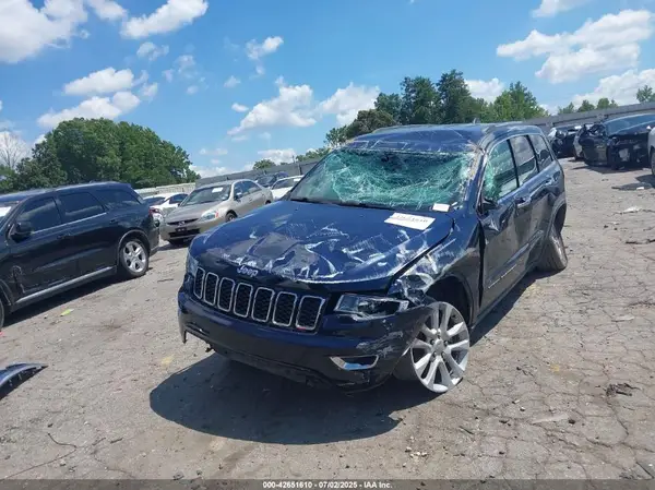 1C4RJFBG9HC728024 2017 JEEP GRAND CHEROKEE - Image 2