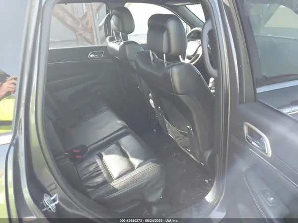 1C4RJFBG9HC742070 2017 JEEP GRAND CHEROKEE - Image 8