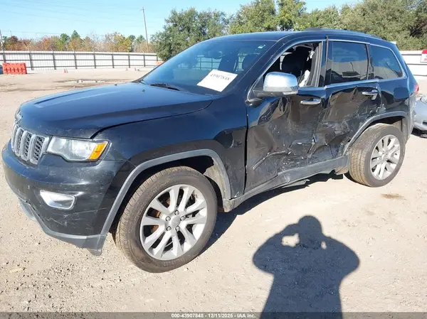 1C4RJFBG9HC853539 2017 JEEP GRAND CHEROKEE - Image 2