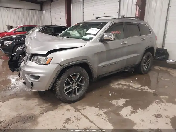 1C4RJFBG9HC949199 2017 JEEP GRAND CHEROKEE - Image 2