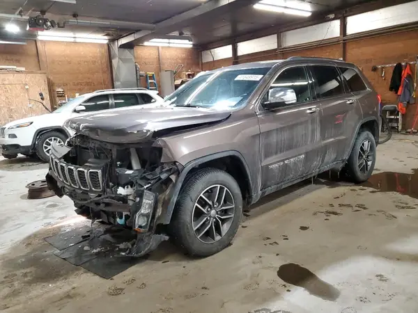 1C4RJFBG9JC136774 2018 JEEP GRAND CHEROKEE - Image 1