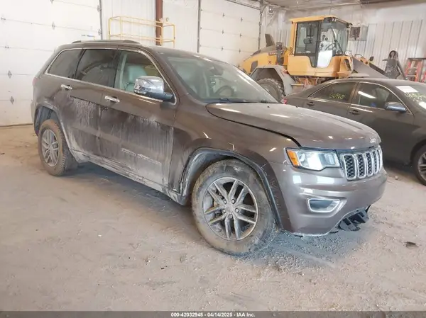 1C4RJFBG9JC268479 2018 JEEP GRAND CHEROKEE - Image 1