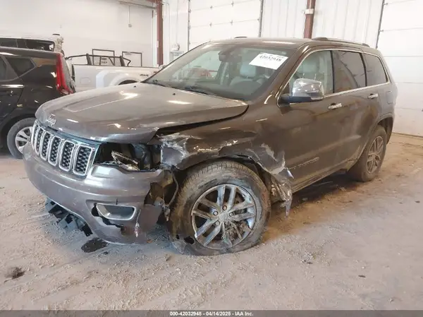 1C4RJFBG9JC268479 2018 JEEP GRAND CHEROKEE - Image 2