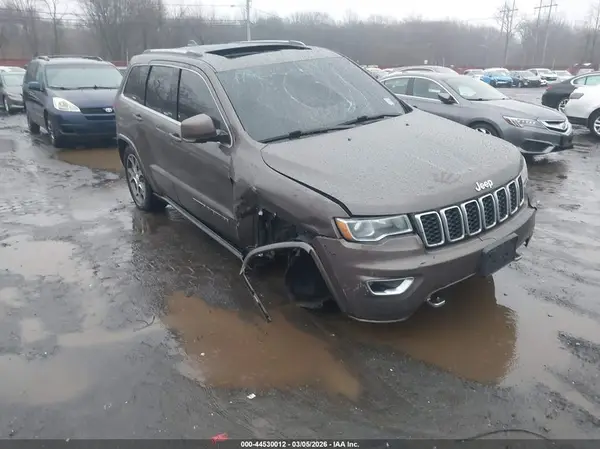 1C4RJFBG9JC366993 2018 JEEP GRAND CHEROKEE - Image 1