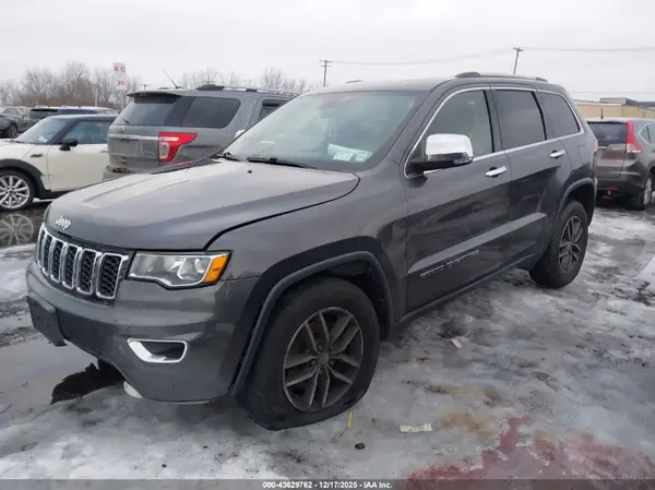 1C4RJFBG9JC442082 2018 JEEP GRAND CHEROKEE - Image 2
