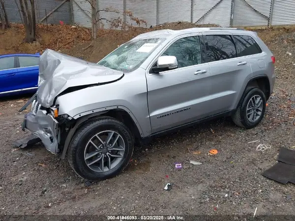 1C4RJFBG9KC529112 2019 JEEP GRAND CHEROKEE - Image 2