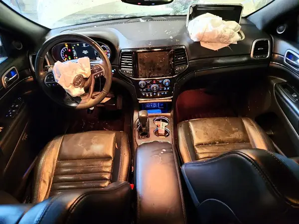 1C4RJFBG9KC562885 2019 JEEP GRAND CHEROKEE - Image 8