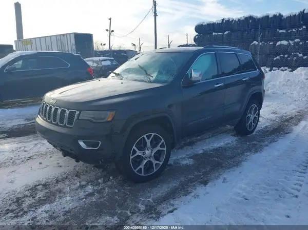 1C4RJFBG9KC579430 2019 JEEP GRAND CHEROKEE - Image 2