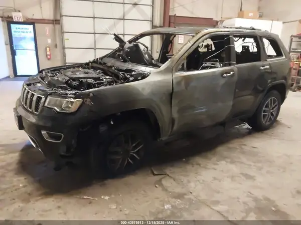 1C4RJFBG9KC639951 2019 JEEP GRAND CHEROKEE - Image 2