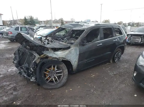1C4RJFBG9KC679740 2019 JEEP GRAND CHEROKEE - Image 2