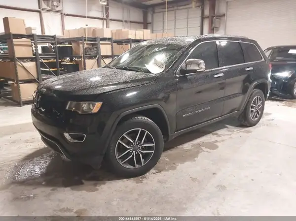 1C4RJFBG9KC697025 2019 JEEP GRAND CHEROKEE - Image 2