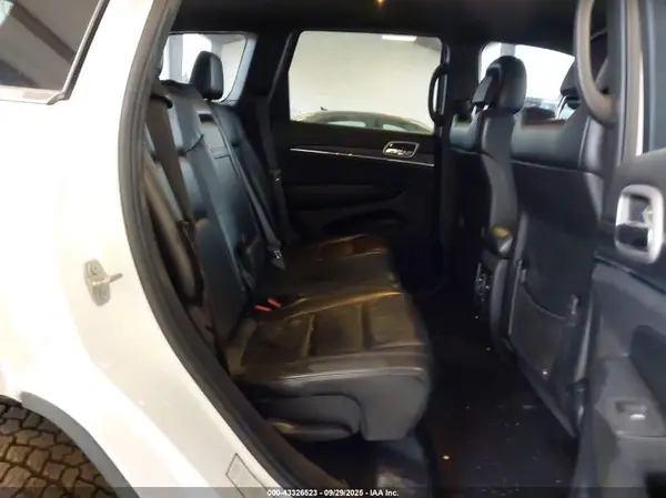 1C4RJFBG9KC745901 2019 JEEP GRAND CHEROKEE - Image 8