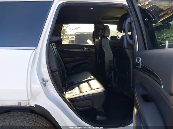1C4RJFBG9KC761984 2019 JEEP GRAND CHEROKEE - Image 8