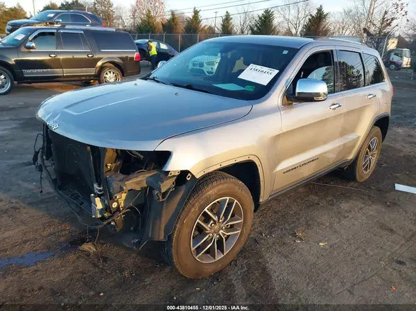 1C4RJFBG9KC773004 2019 JEEP GRAND CHEROKEE - Image 2