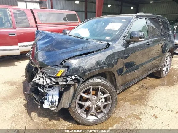1C4RJFBG9LC125986 2020 JEEP GRAND CHEROKEE - Image 2