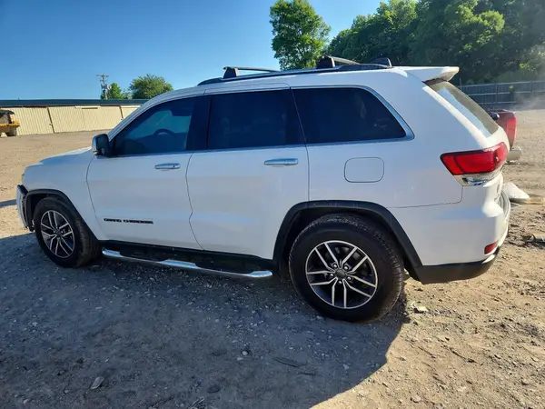 1C4RJFBG9LC312757 2020 JEEP GRAND CHEROKEE - Image 2