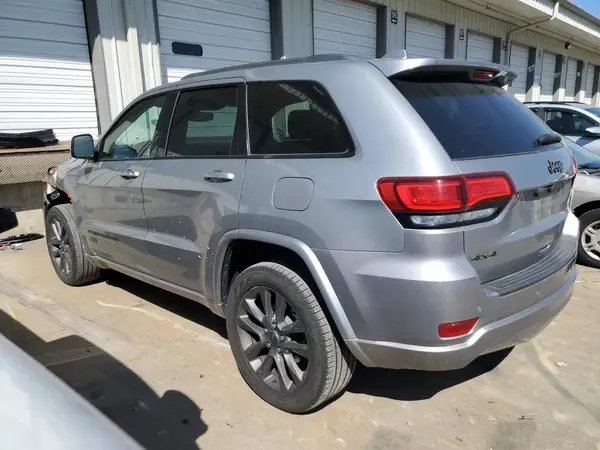 1C4RJFBGXHC607261 2017 JEEP GRAND CHEROKEE - Image 2