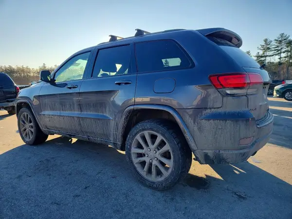 1C4RJFBGXHC608605 2017 JEEP GRAND CHEROKEE - Image 2