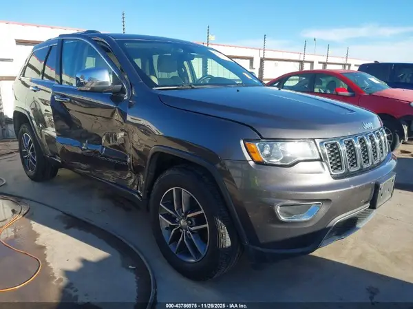 1C4RJFBGXHC615747 2017 JEEP GRAND CHEROKEE - Image 1