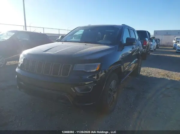 1C4RJFBGXHC630460 2017 JEEP GRAND CHEROKEE - Image 2