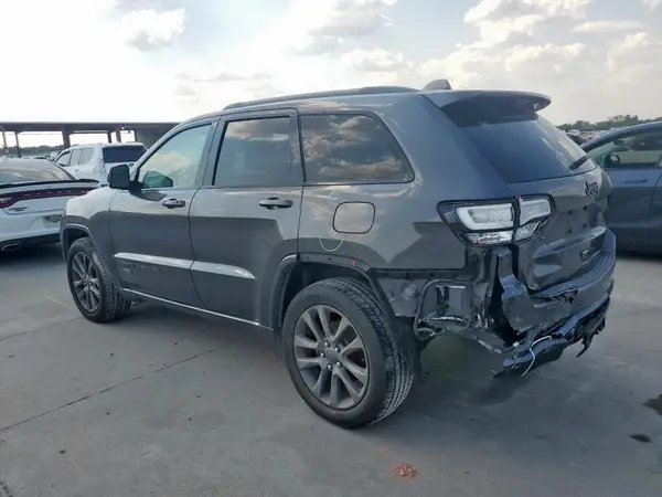 1C4RJFBGXHC632290 2017 JEEP GRAND CHEROKEE - Image 2