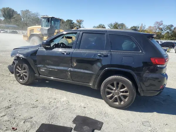 1C4RJFBGXHC632533 2017 JEEP GRAND CHEROKEE - Image 2