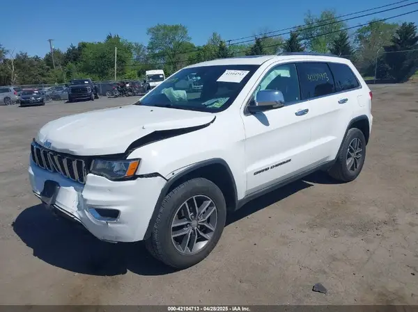1C4RJFBGXHC638235 2017 JEEP GRAND CHEROKEE - Image 2