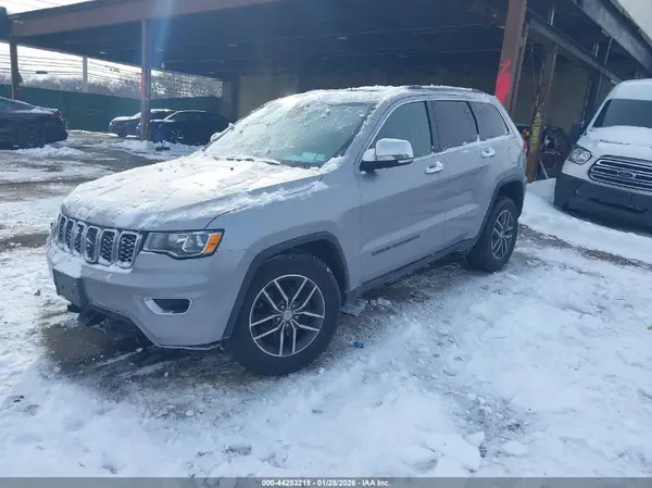 1C4RJFBGXHC641328 2017 JEEP GRAND CHEROKEE - Image 2
