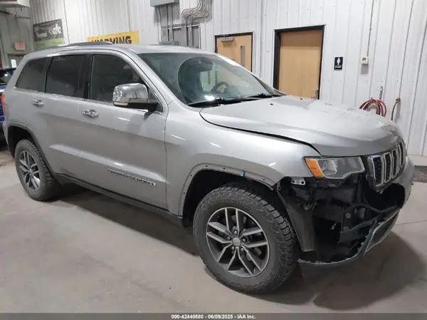 1C4RJFBGXHC704962 2017 JEEP GRAND CHEROKEE - Image 1
