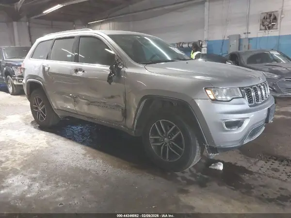 1C4RJFBGXHC711832 2017 JEEP GRAND CHEROKEE - Image 1