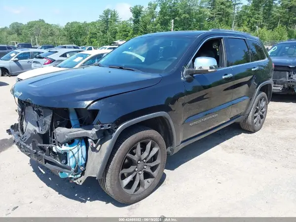 1C4RJFBGXHC764689 2017 JEEP GRAND CHEROKEE - Image 2