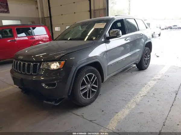 1C4RJFBGXHC821943 2017 JEEP GRAND CHEROKEE - Image 2
