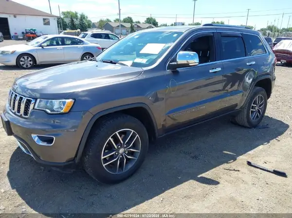 1C4RJFBGXHC862511 2017 JEEP GRAND CHEROKEE - Image 2