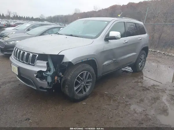 1C4RJFBGXHC876876 2017 JEEP GRAND CHEROKEE - Image 2