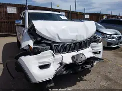 1C4RJFBGXHC879499 2017 JEEP GRAND CHEROKEE