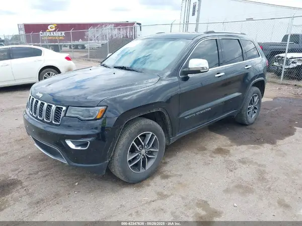 1C4RJFBGXHC879986 2017 JEEP GRAND CHEROKEE - Image 2