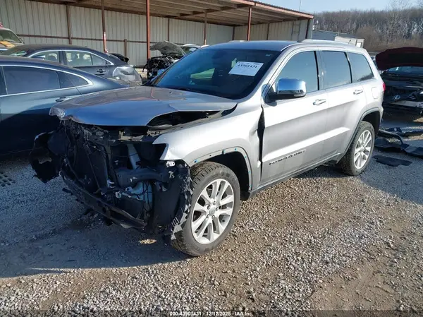 1C4RJFBGXHC891362 2017 JEEP GRAND CHEROKEE - Image 2