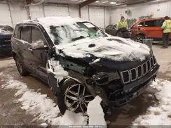 1C4RJFBGXHC924652 2017 JEEP GRAND CHEROKEE