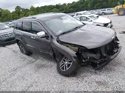 1C4RJFBGXJC105582 2018 JEEP GRAND CHEROKEE