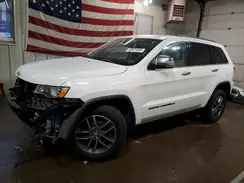 1C4RJFBGXJC258219 2018 JEEP GRAND CHEROKEE