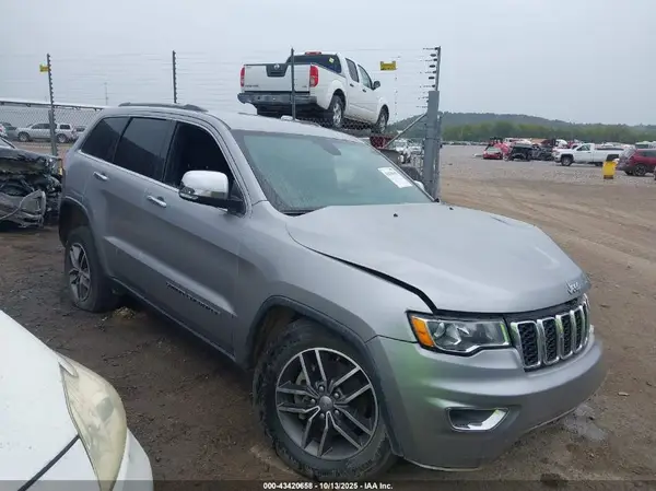 1C4RJFBGXJC262920 2018 JEEP GRAND CHEROKEE