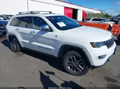 1C4RJFBGXJC267146 2018 JEEP GRAND CHEROKEE