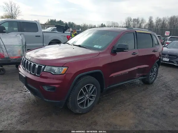 1C4RJFBGXJC403663 2018 JEEP GRAND CHEROKEE - Image 2