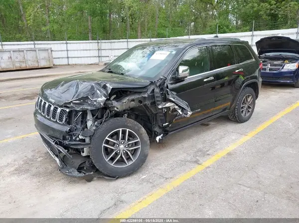 1C4RJFBGXJC423623 2018 JEEP GRAND CHEROKEE - Image 2