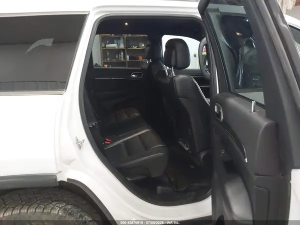 1C4RJFBGXJC446674 2018 JEEP GRAND CHEROKEE - Image 8