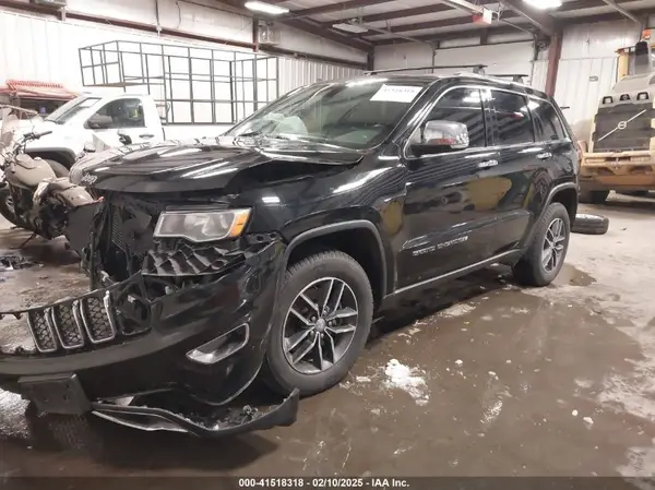 1C4RJFBM3JC374576 2018 JEEP GRAND CHEROKEE - Image 2