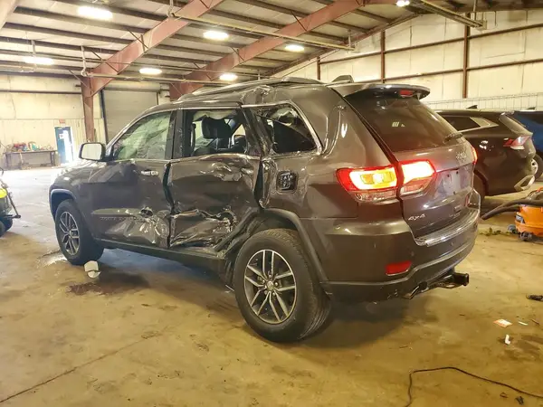1C4RJFBT2HC808214 2017 JEEP GRAND CHEROKEE - Image 2