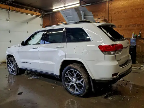 1C4RJFBT2JC165000 2018 JEEP GRAND CHEROKEE - Image 2