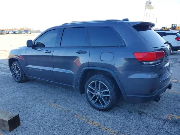 1C4RJFBT5JC113473 2018 JEEP GRAND CHEROKEE - Image 2