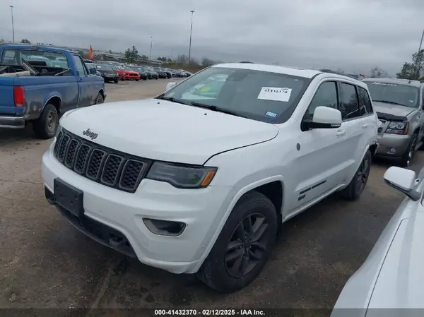 1C4RJFBT6HC677790 2017 JEEP GRAND CHEROKEE - Image 2